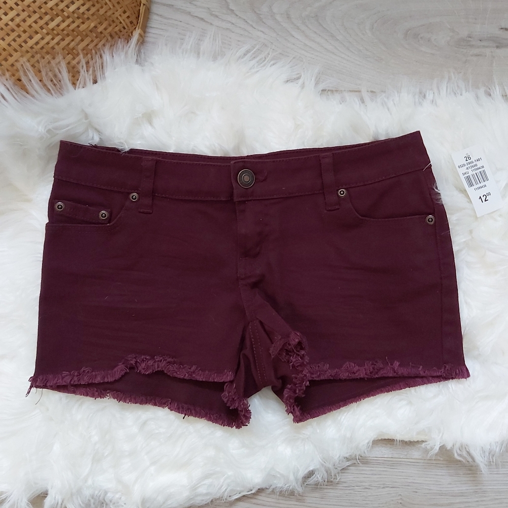 NWT Bluenotes Burgendy shorts